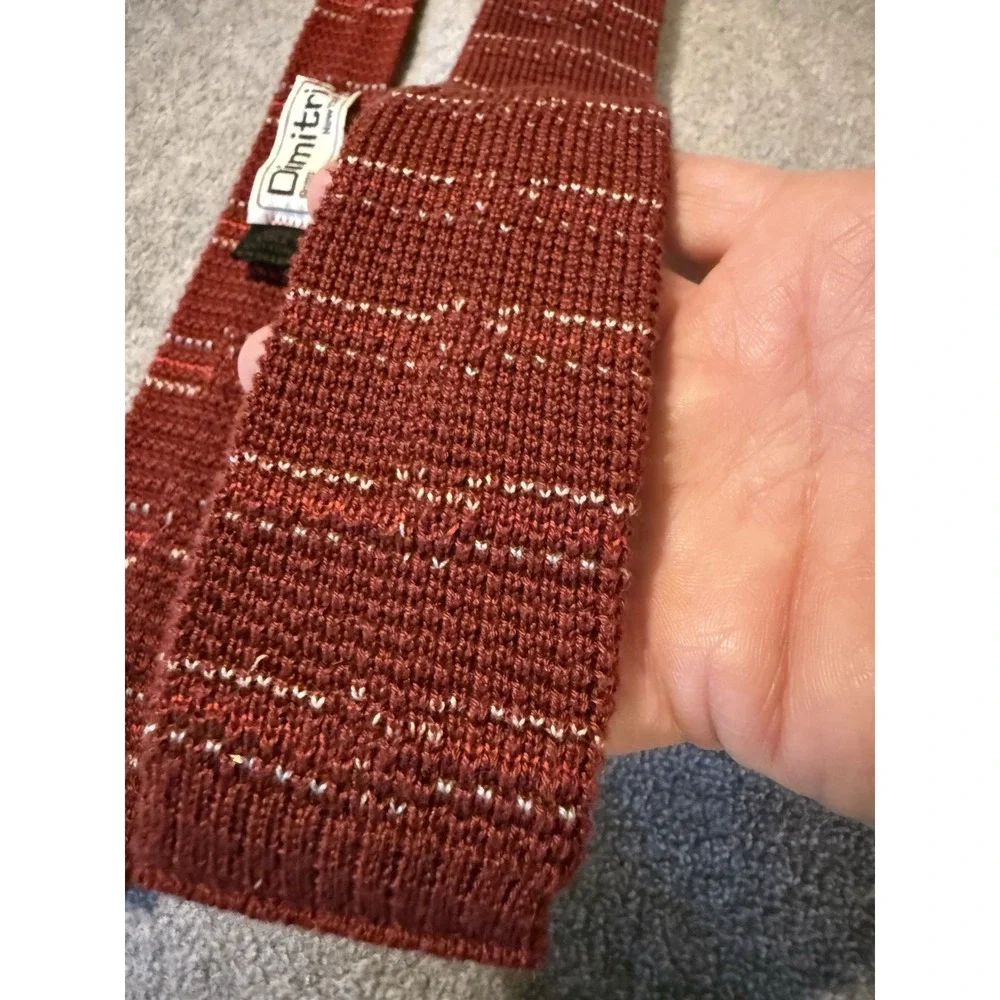 Ultra Skinny Men's Neck Tie Square Tip Woven Texture Red Pin Stripe Dimitri VTG